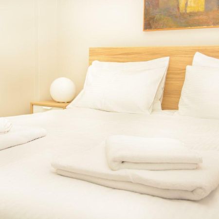 Neighborly Nest - Apartment In The Heart Of Athens Atenas Exterior foto