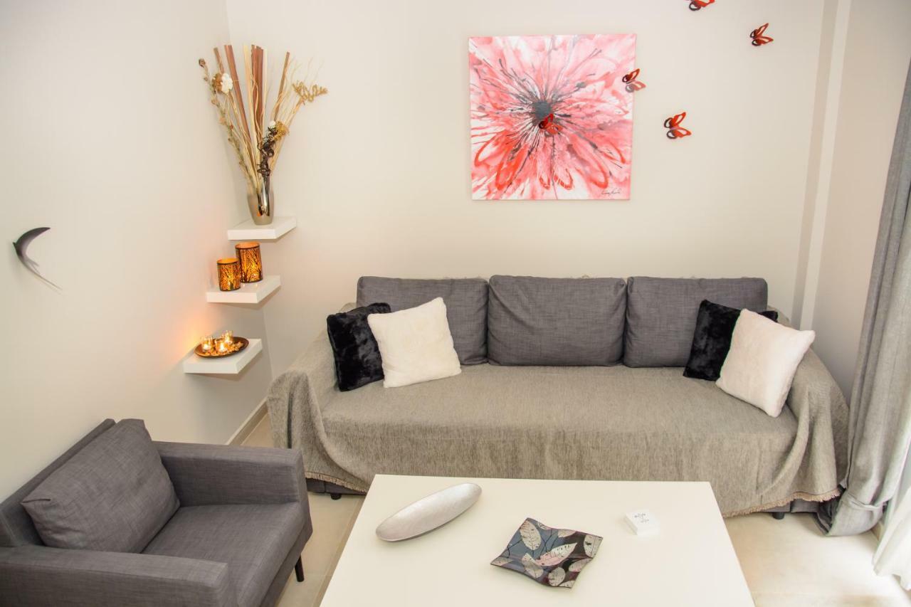 Neighborly Nest - Apartment In The Heart Of Athens Atenas Exterior foto
