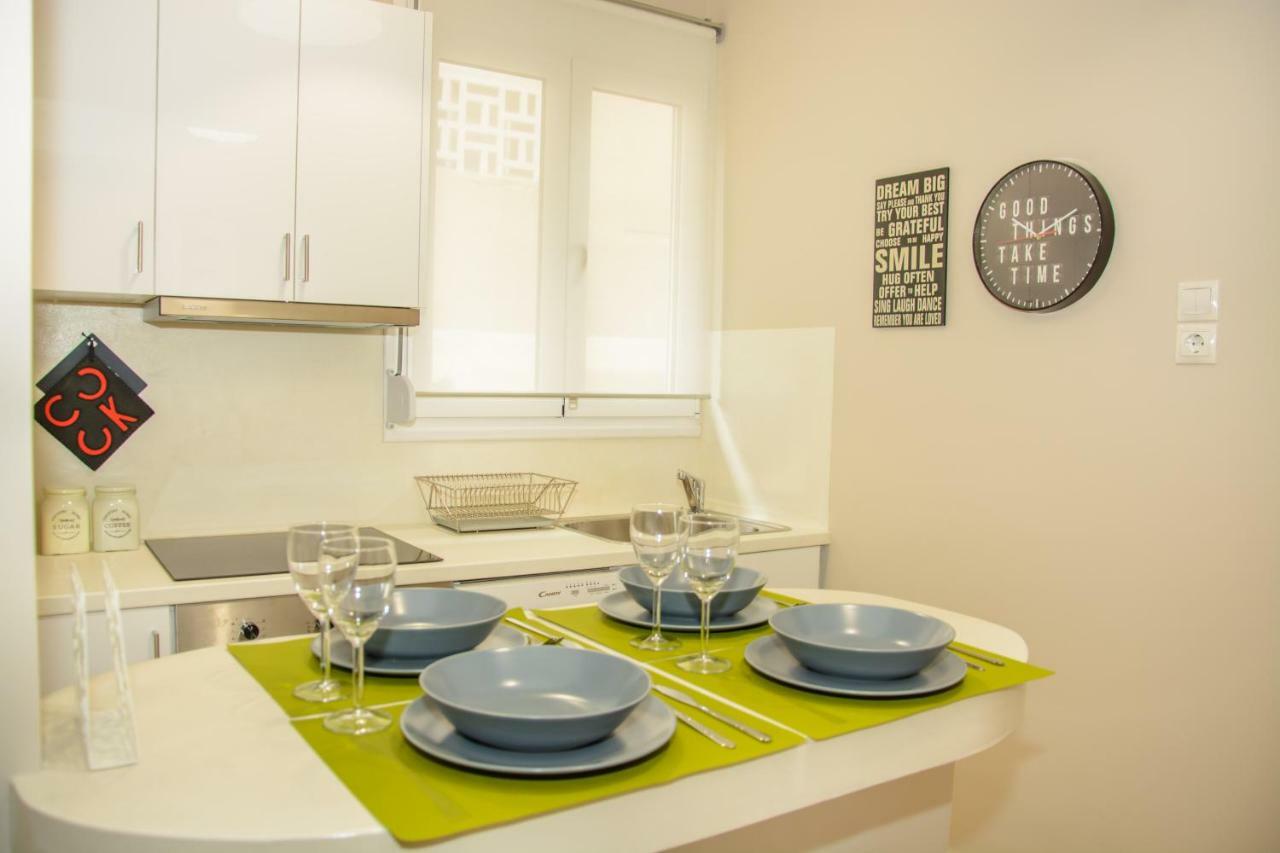 Neighborly Nest - Apartment In The Heart Of Athens Atenas Exterior foto